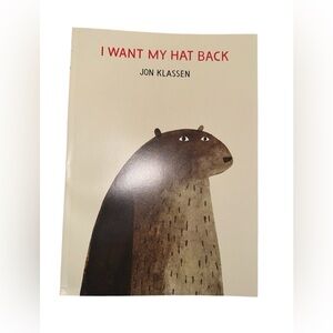 Children’s scholastics book ; I just want my hat back